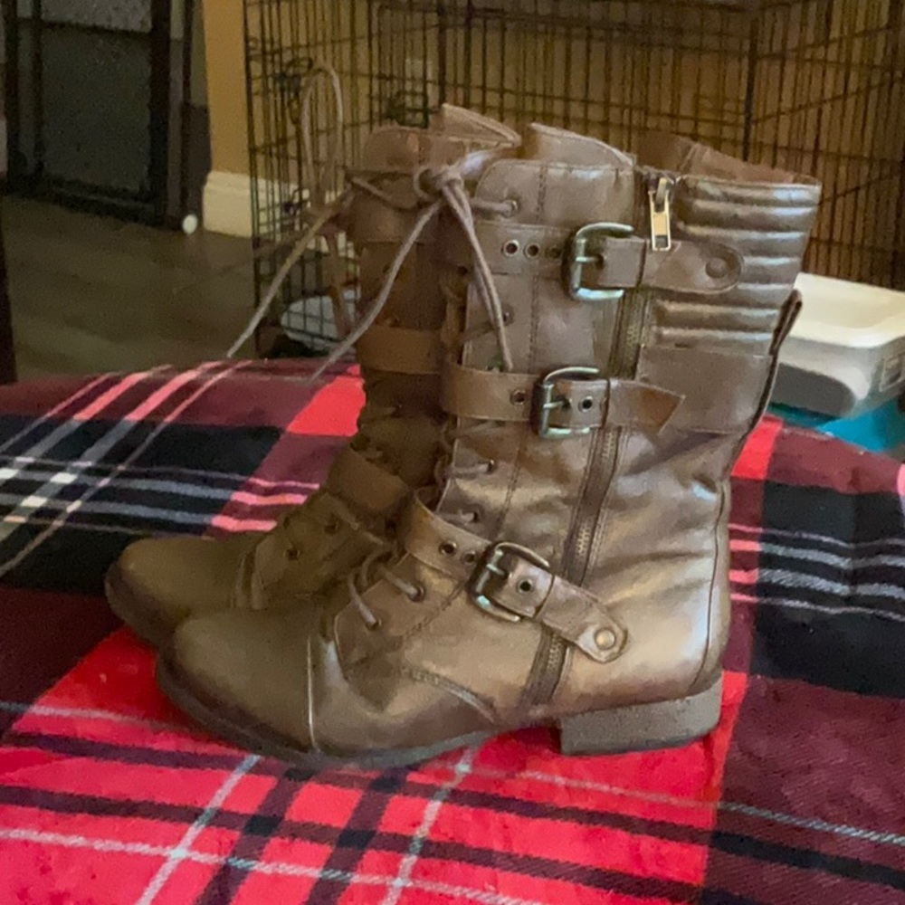 EUC Steve Madden boots size 9M